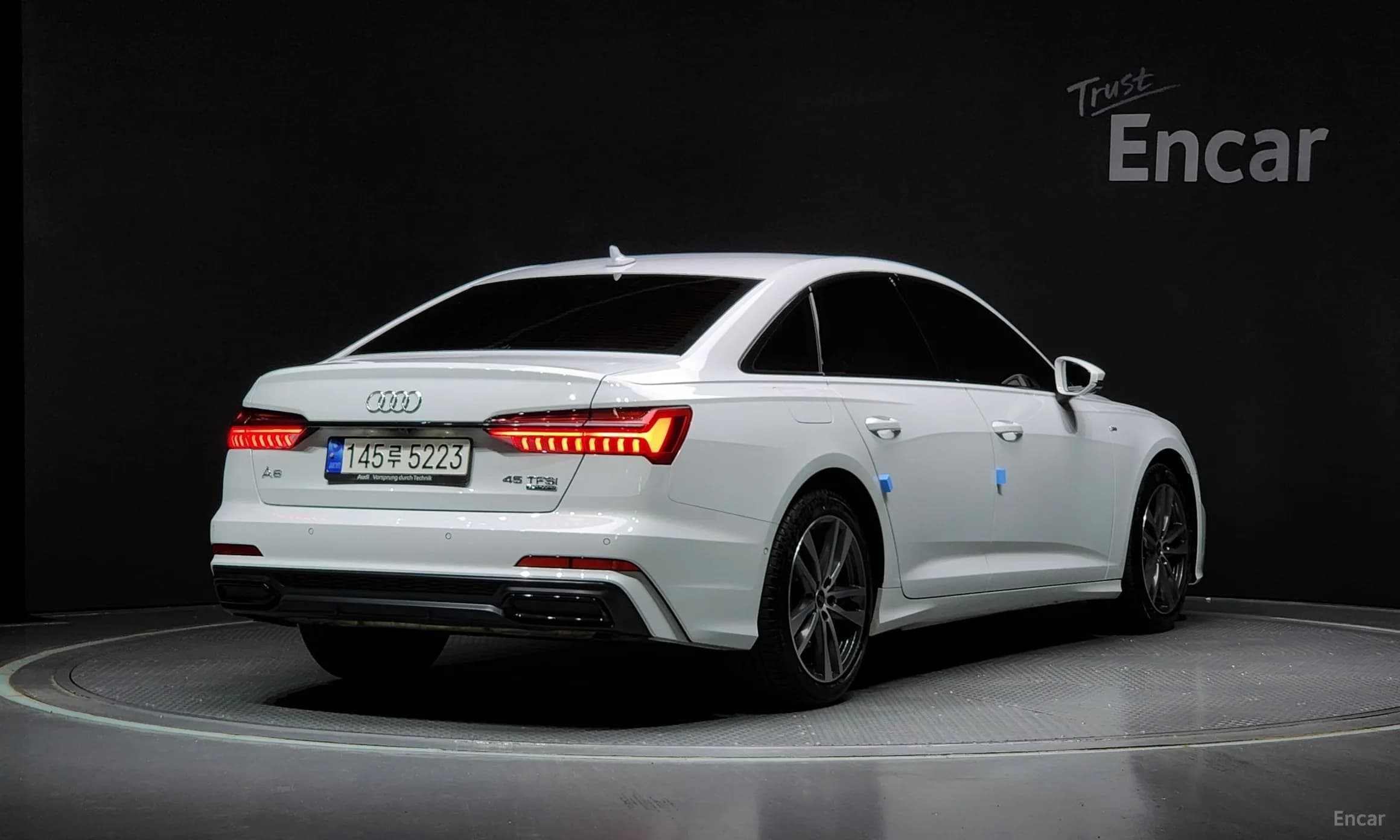 A6 (C8)