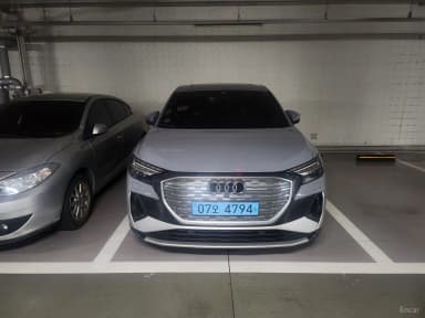 Q4 e-tron (F4)