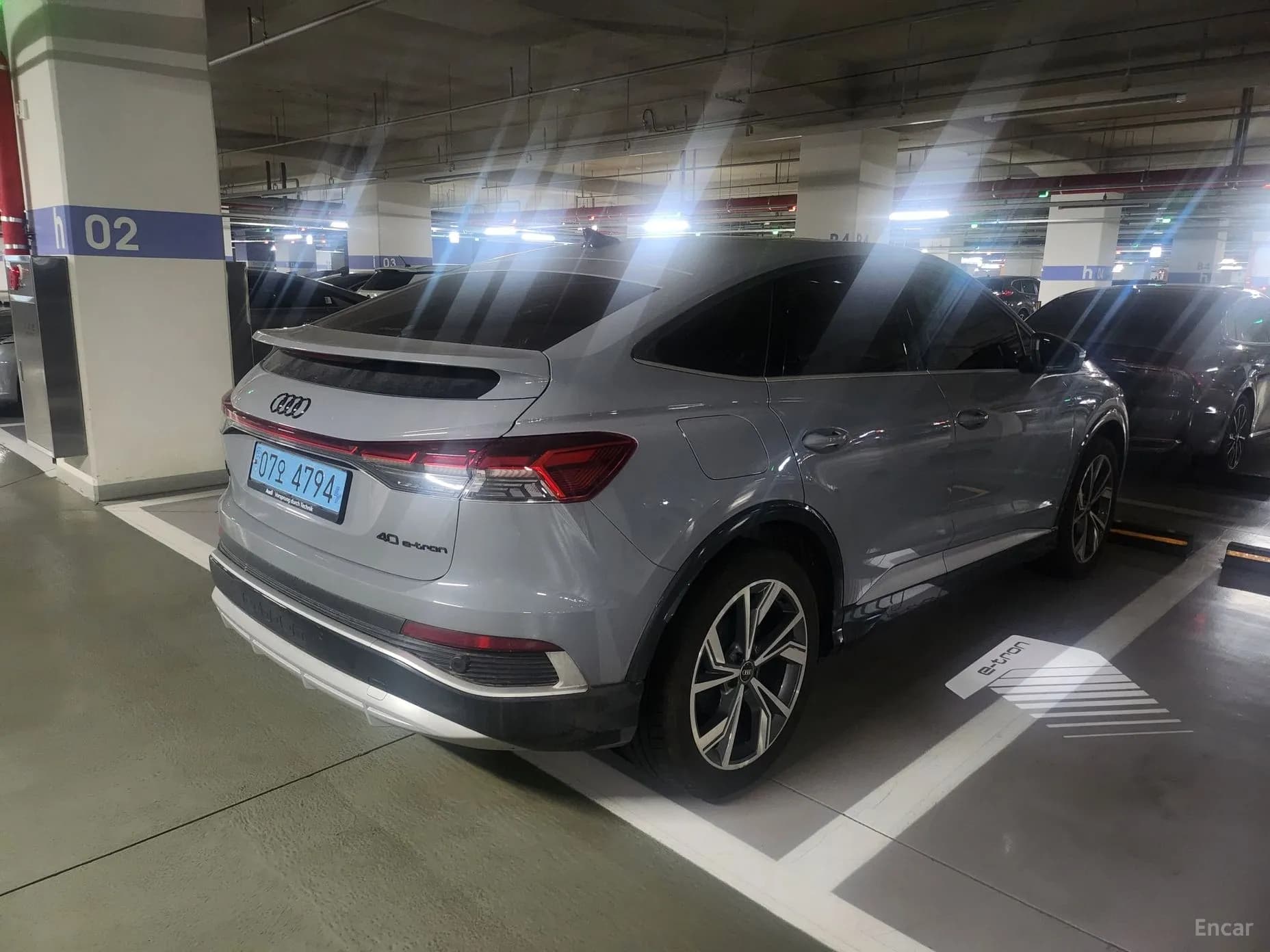 Q4 e-tron (F4)