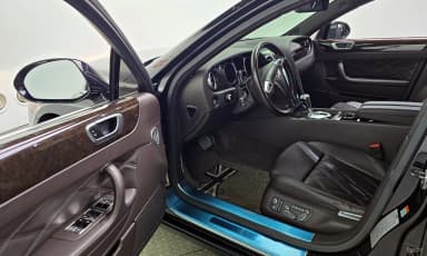 Flying Spur Gen 1