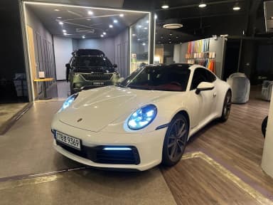 911 (992)
