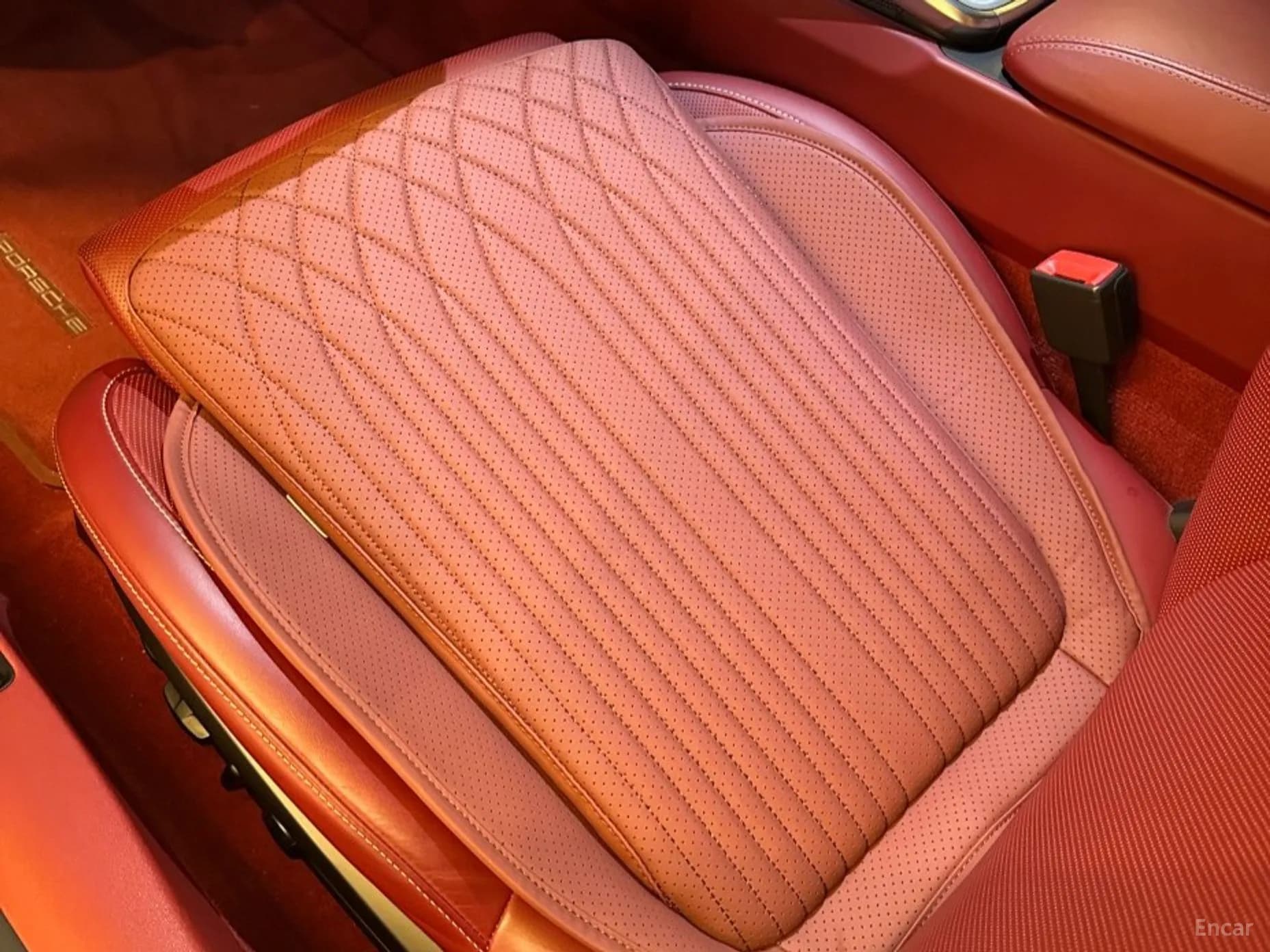911 (992)