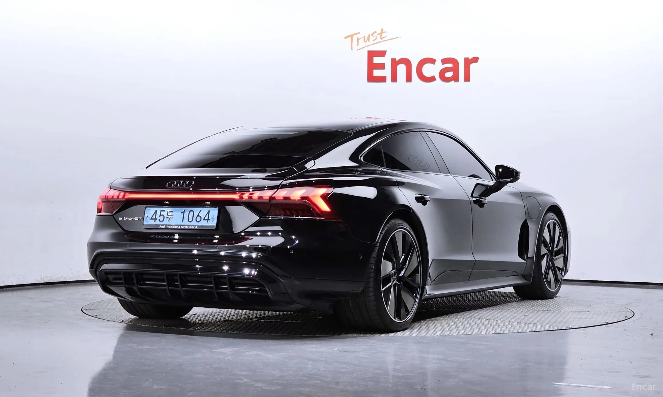 e-tron GT