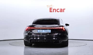 e-tron GT