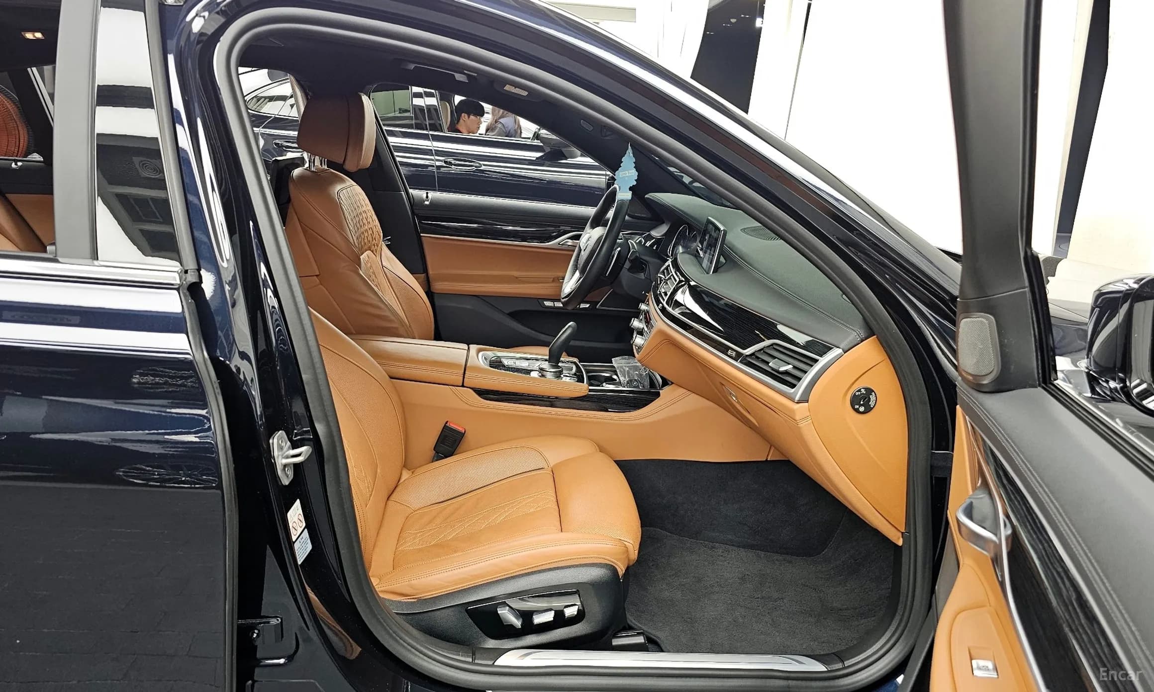 7 Series (G11)