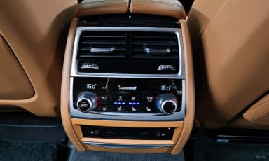 7 Series (G11)