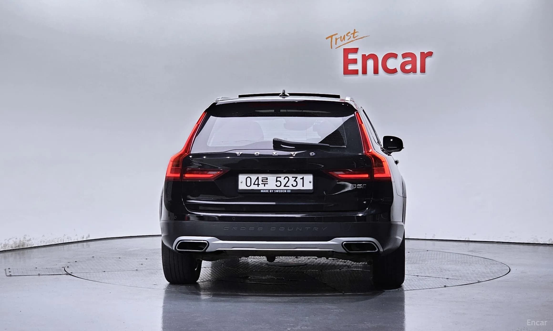V90 Cross Country