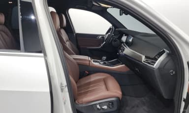 X5 (G05)