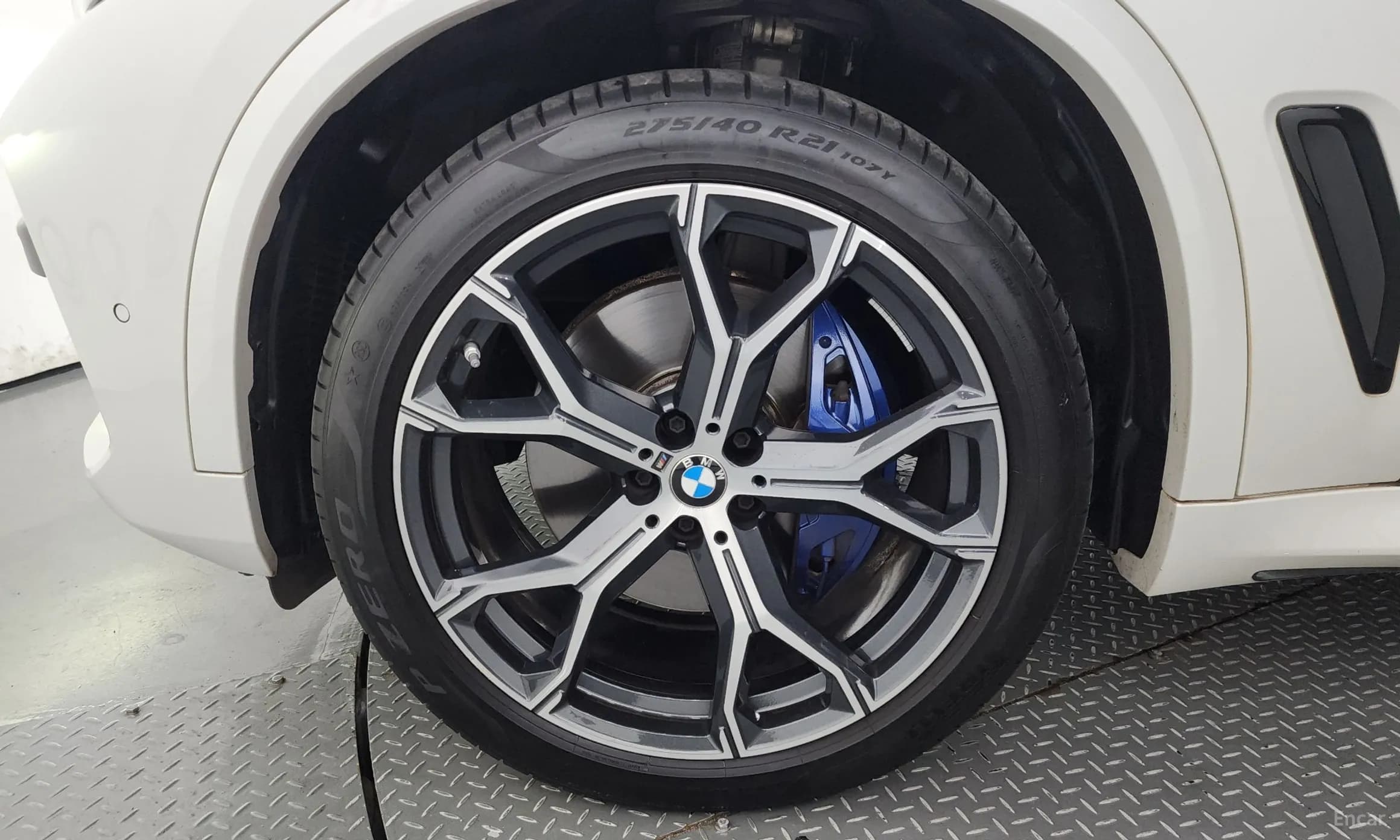 X5 (G05)