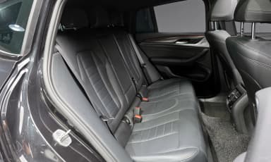 X4 (G02)