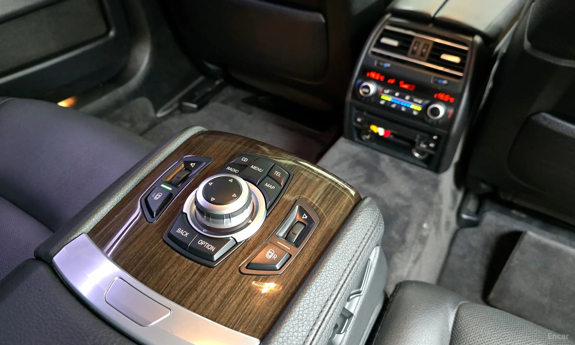 7 Series (F01)