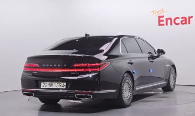 G90