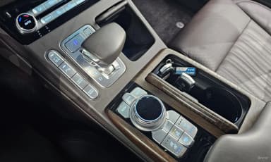 G90