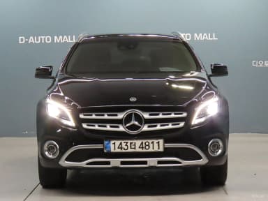 GLA-Class X156