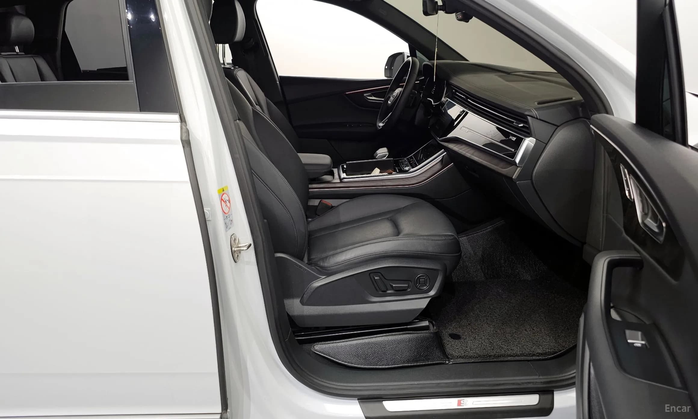 Q7 (4M)