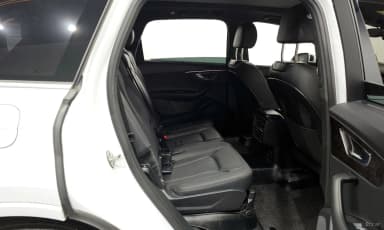 Q7 (4M)