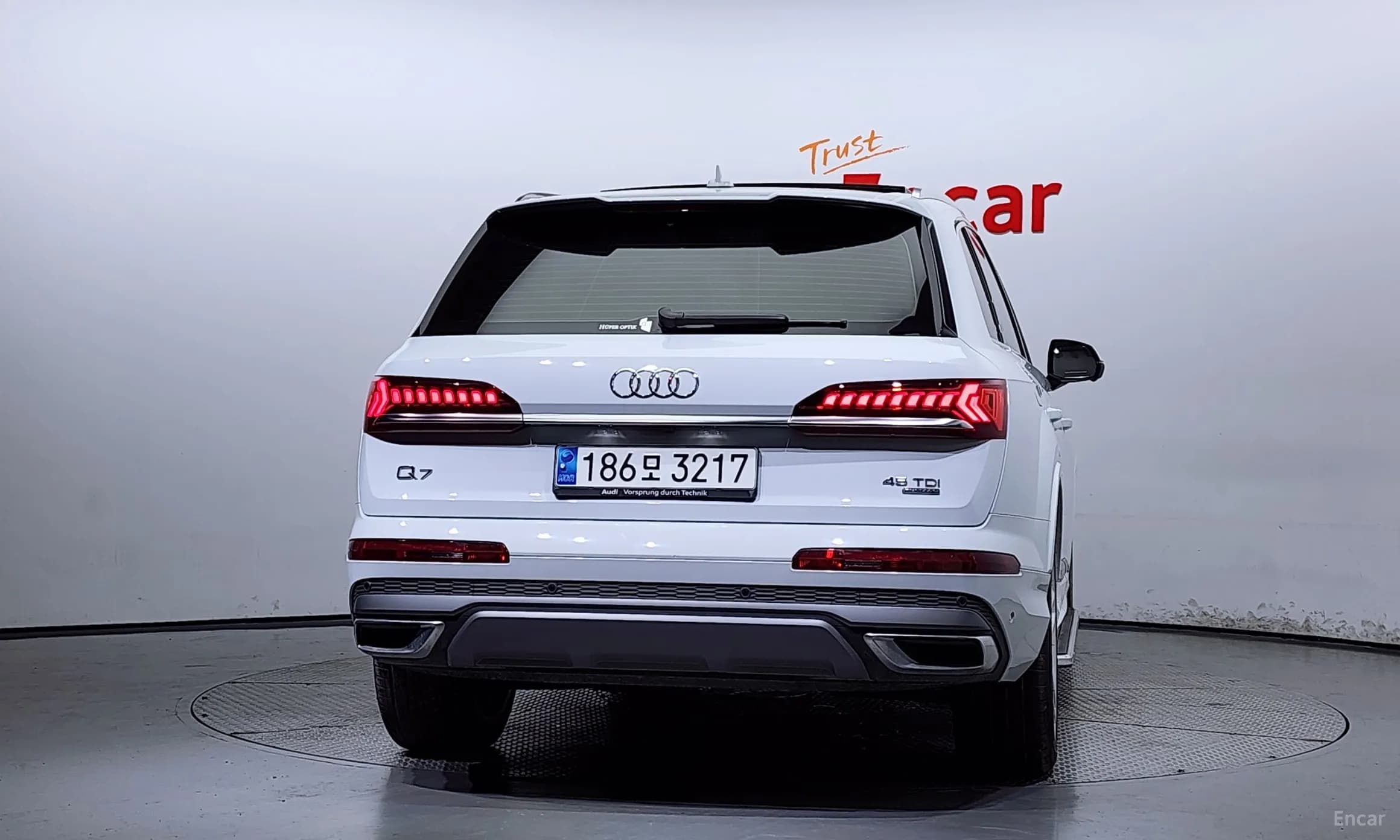 Q7 (4M)