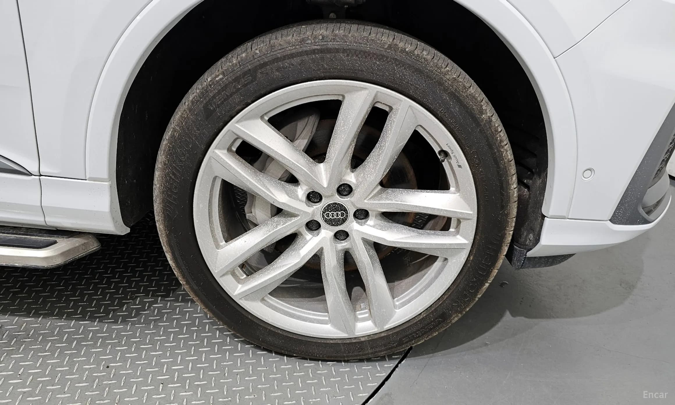 Q7 (4M)