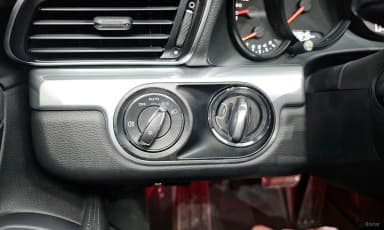910