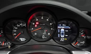 910