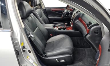 LS460L