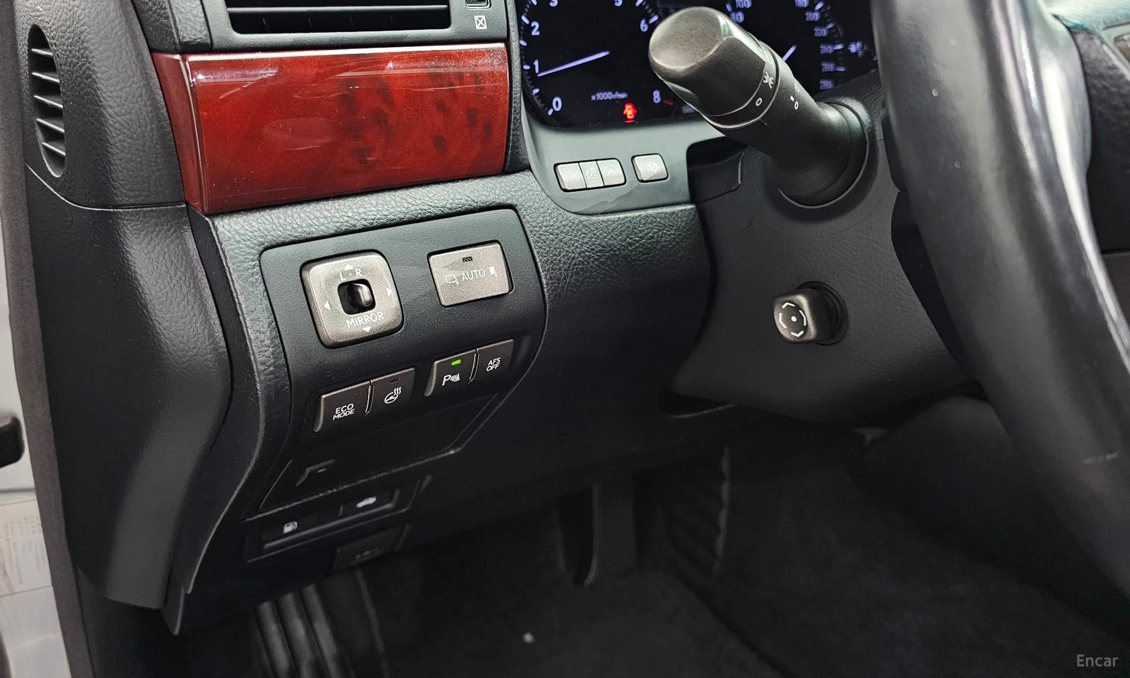 LS460L
