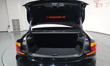 S90