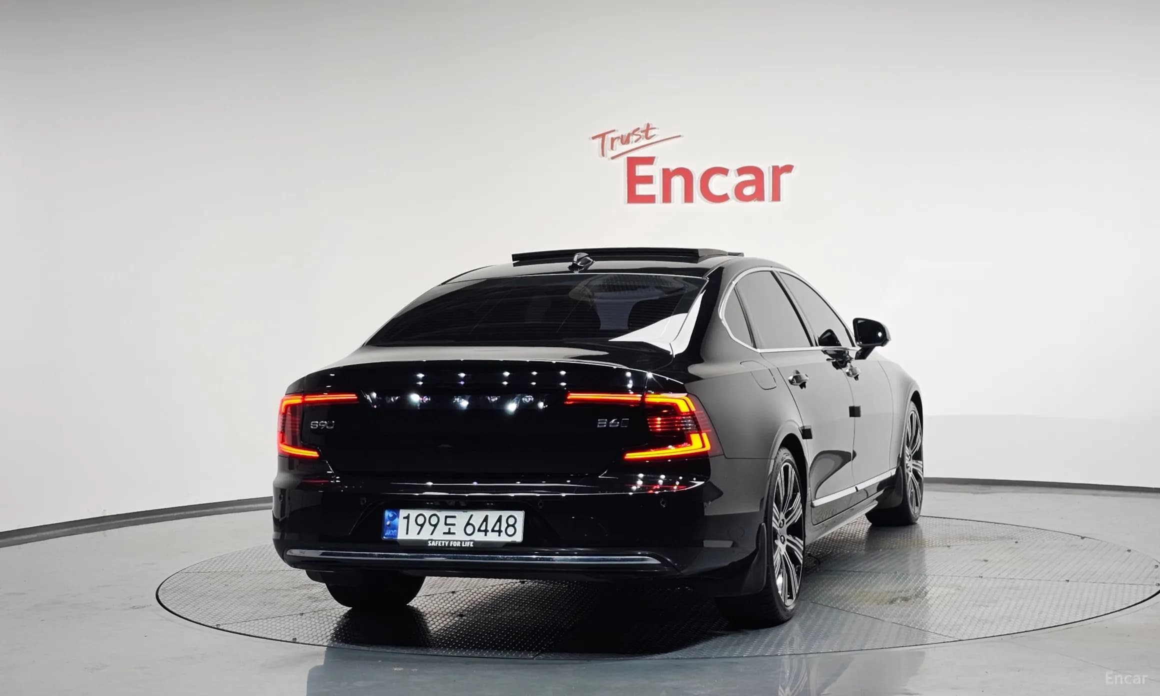 S90