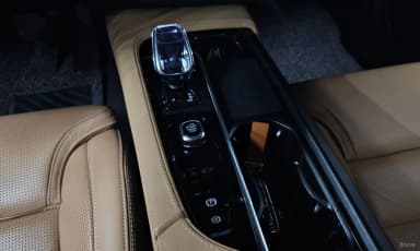 S90