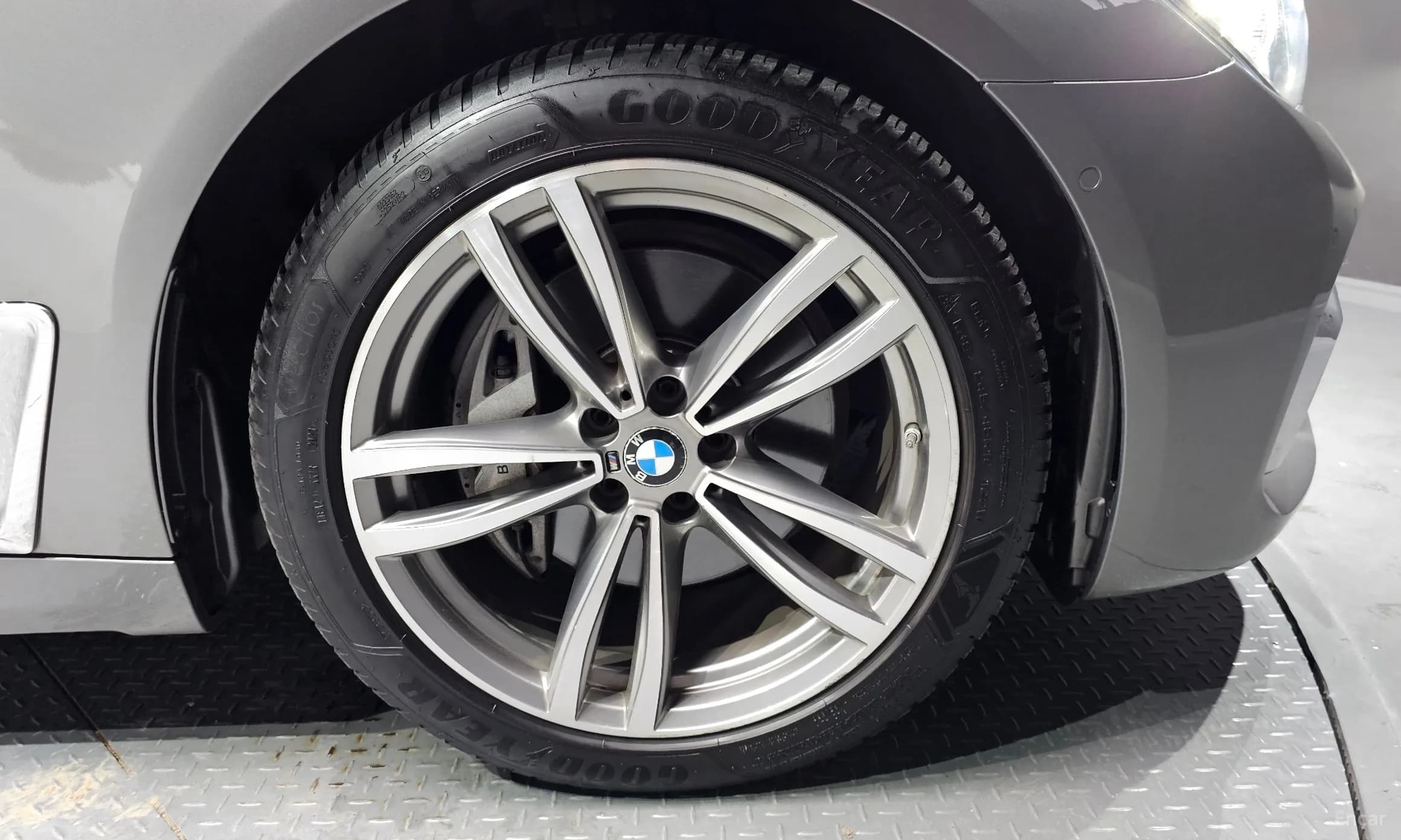 7 Series (G11)