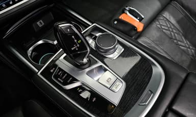 7 Series (G11)