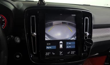 XC40