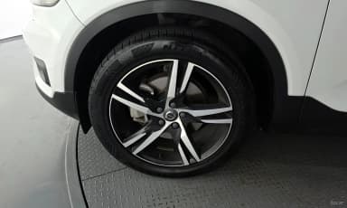 XC40