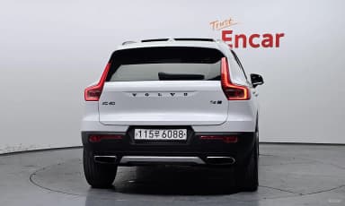 XC40