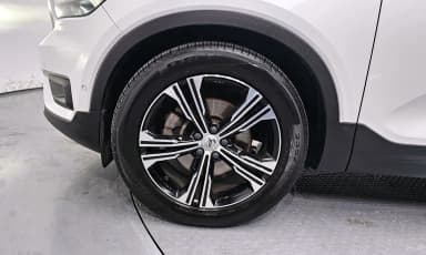 XC40