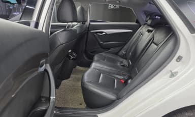 i40 Saloon