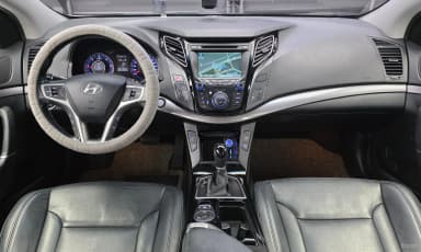 i40 Saloon