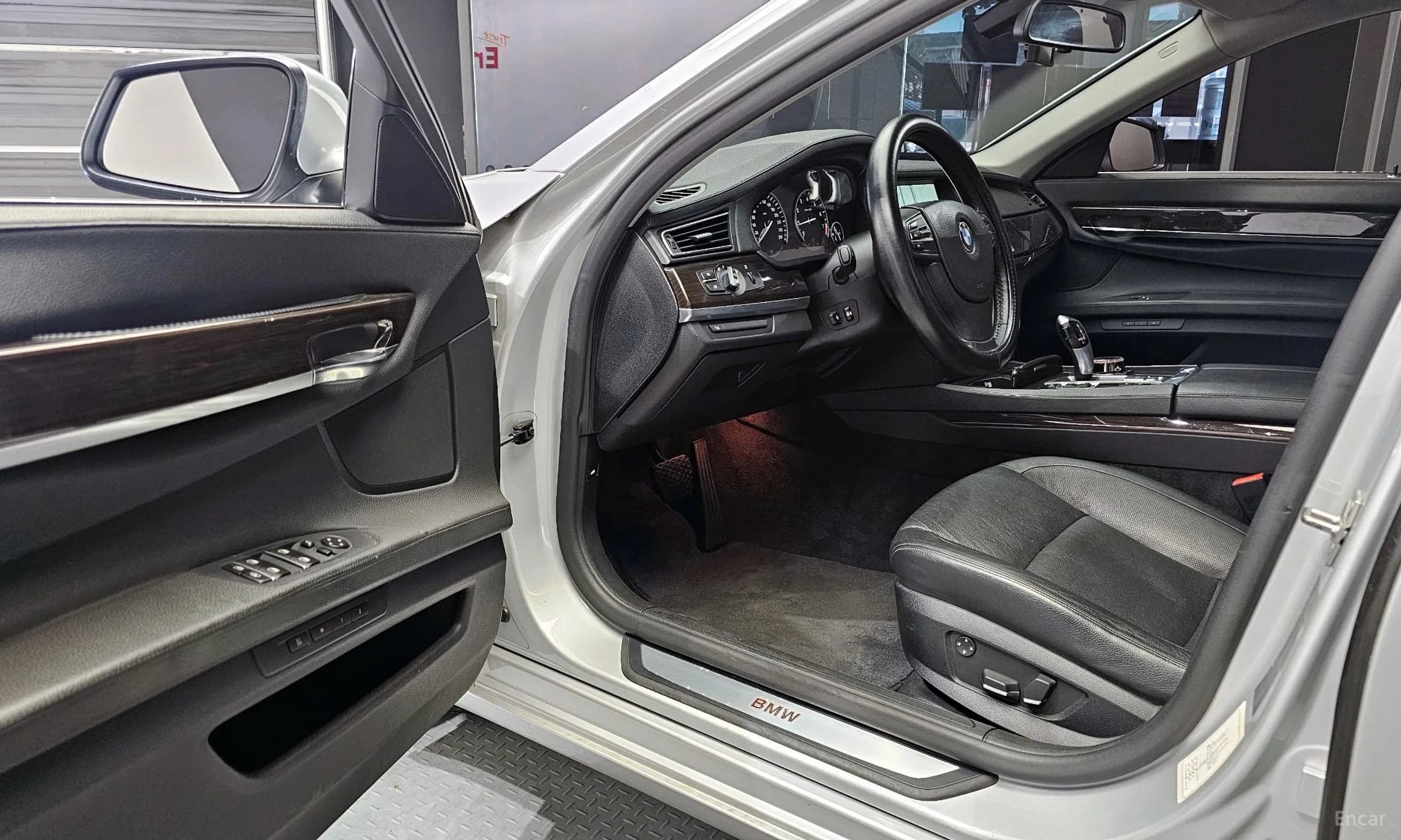 7 Series (F01)