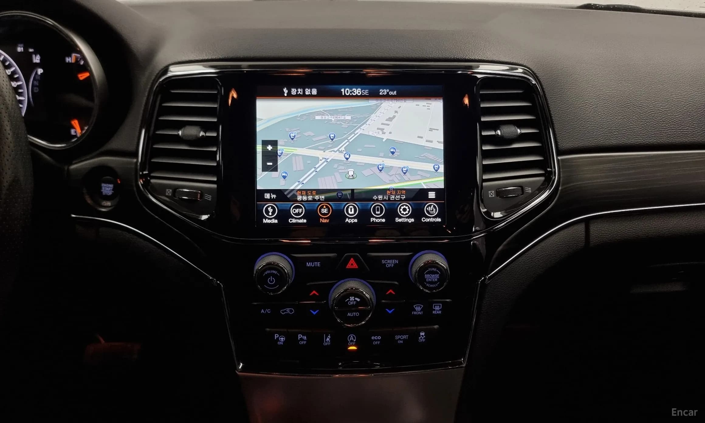Grand Cherokee