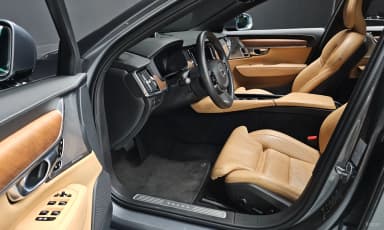 S90