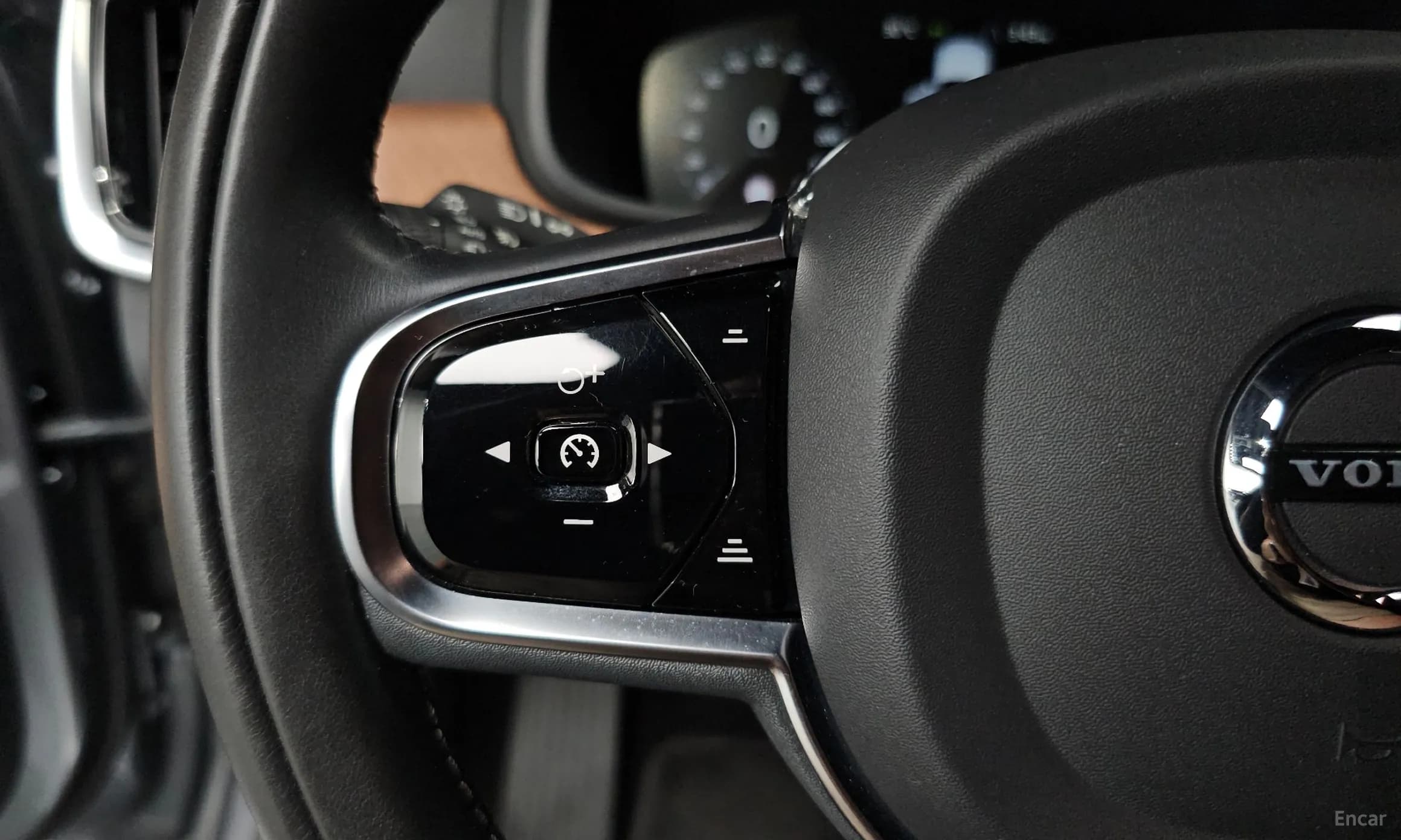 S90