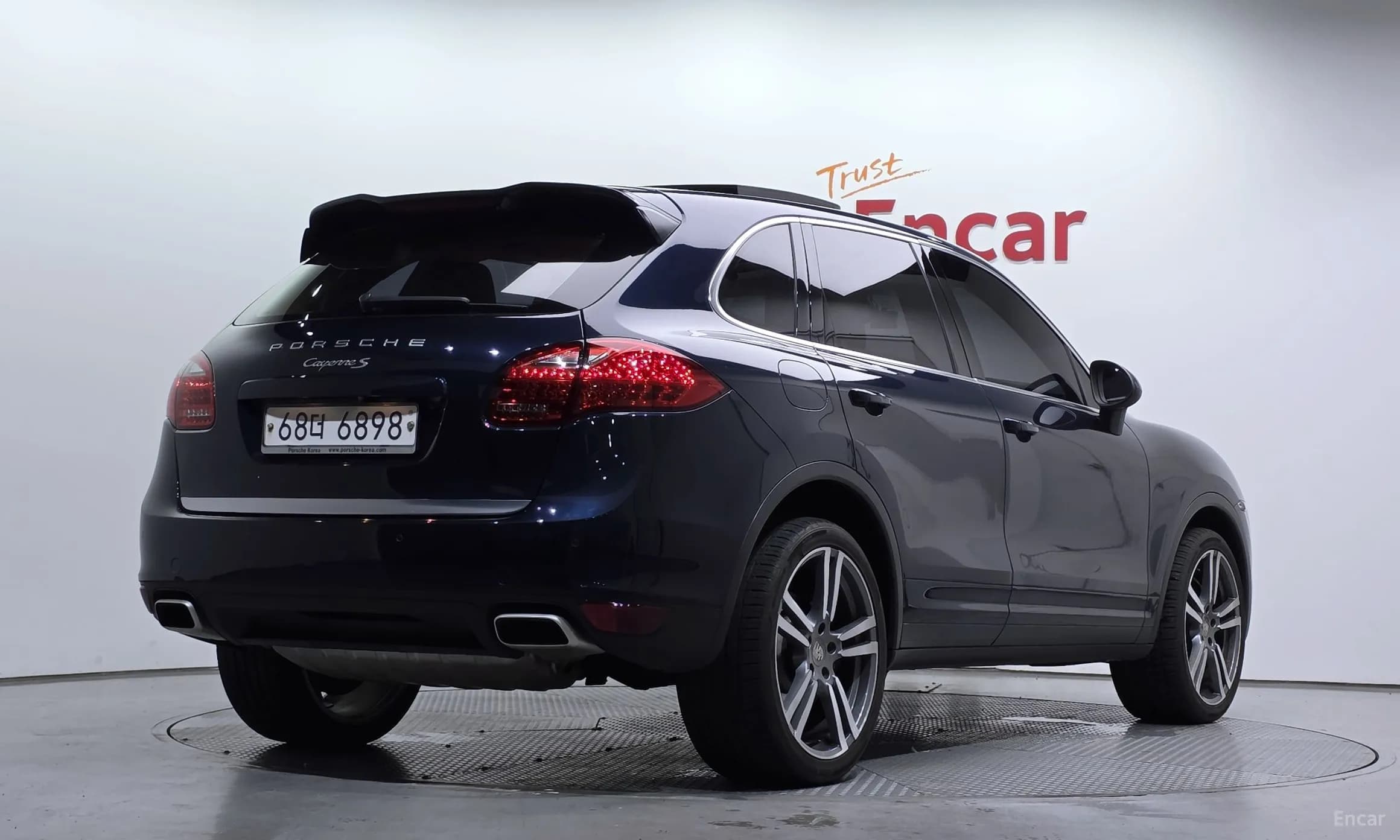 New Cayenne