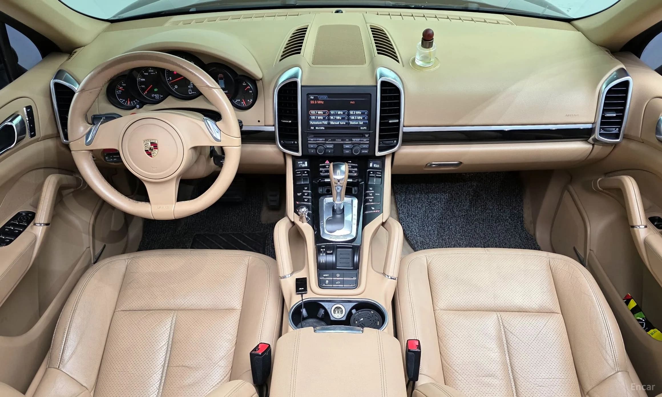 New Cayenne