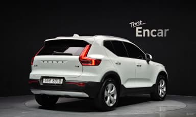 XC40