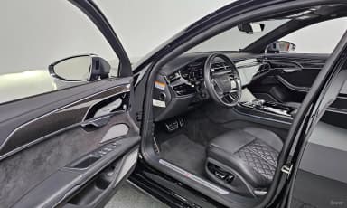 S8 (D5)