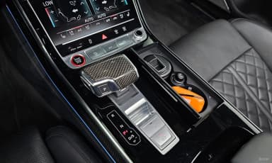 S8 (D5)