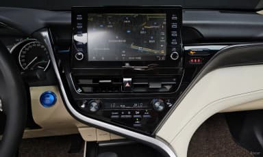 Camry (XV70)