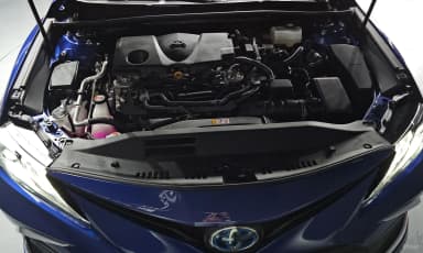 Camry (XV70)