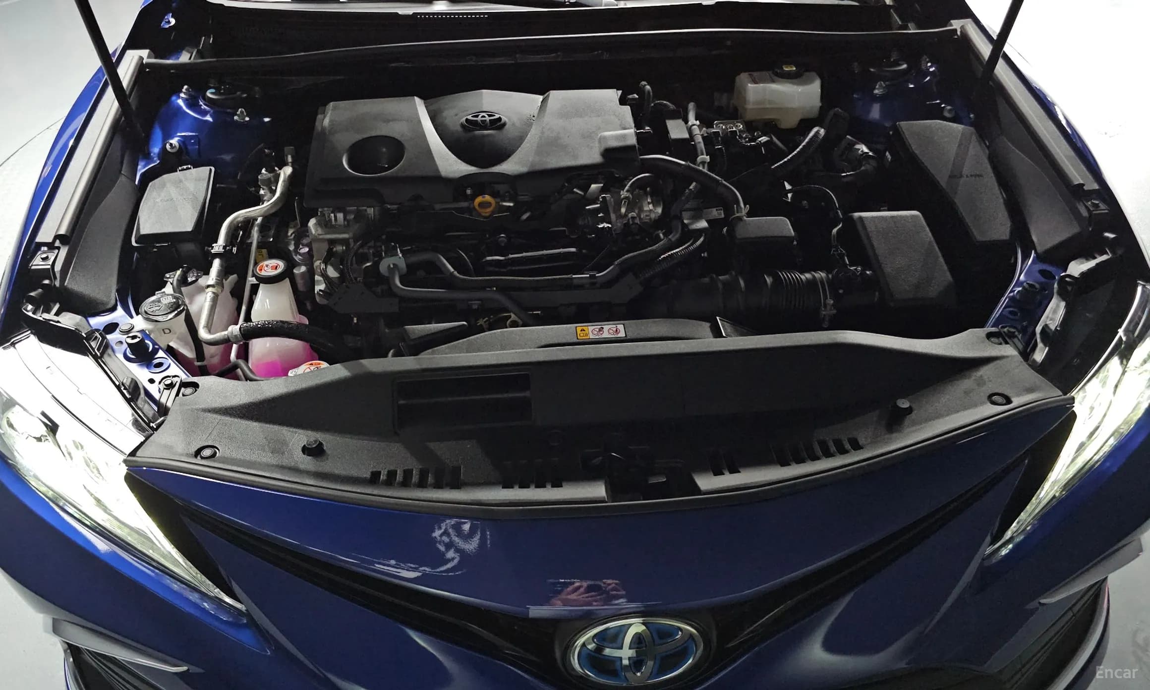 Camry (XV70)