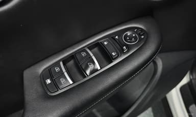 QX50 (P71A)